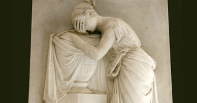 Carving of a woman weeping. Photo by Sue Careless.